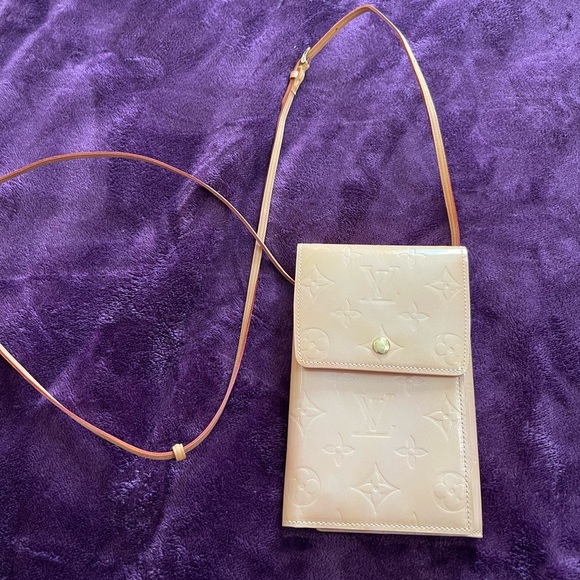 Authentic Louis Vuitton wallet on chain also can be a phone holder - Picture 11 of 11